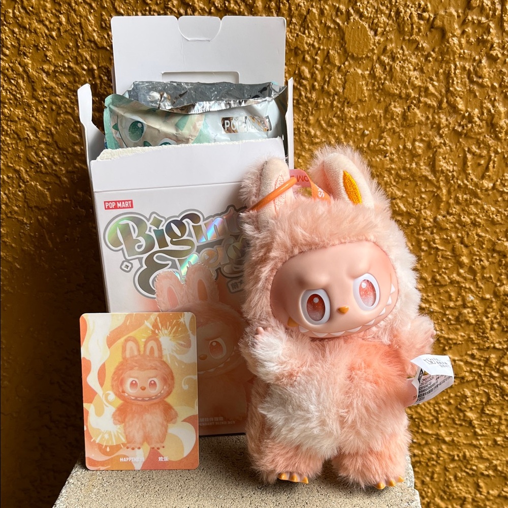 Authentic Pop Mart Big Into Energy Labubu Charm Happiness